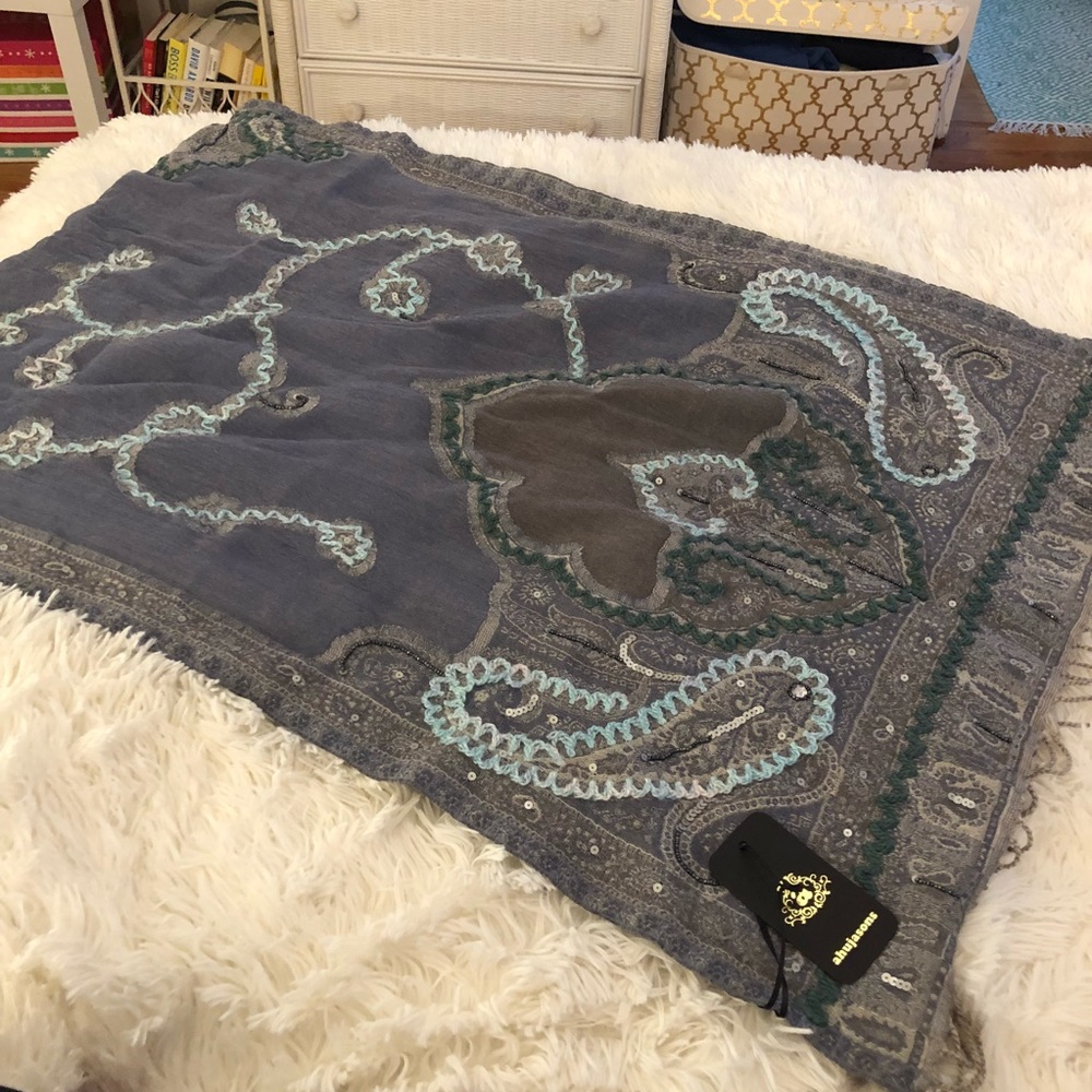 NWT Ahujasons Merino Wool Embroidered Beaded Scarf
